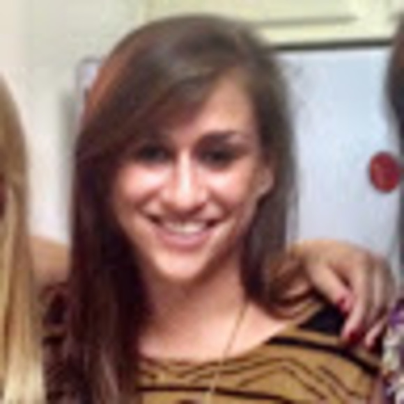 Meet your Posher, Melissa - Picture 1 of 1